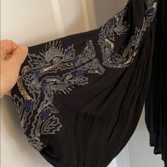 Free people gorgeous halter beaded top - Picture 3 of 8